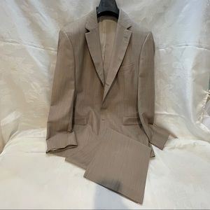 Beautiful Hugo Boss 3 Button Suit